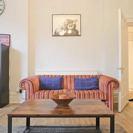 Victorian 2 Bedroom Apartamento